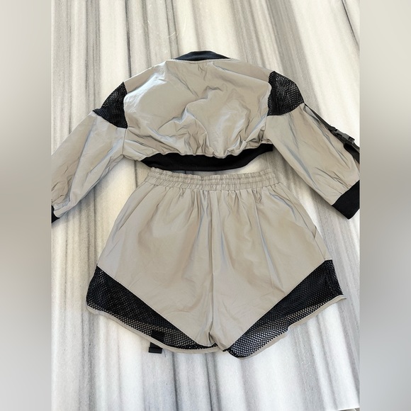 Reflective Silver Shorts & Cropped Jacket Set S - Picture 11 of 13